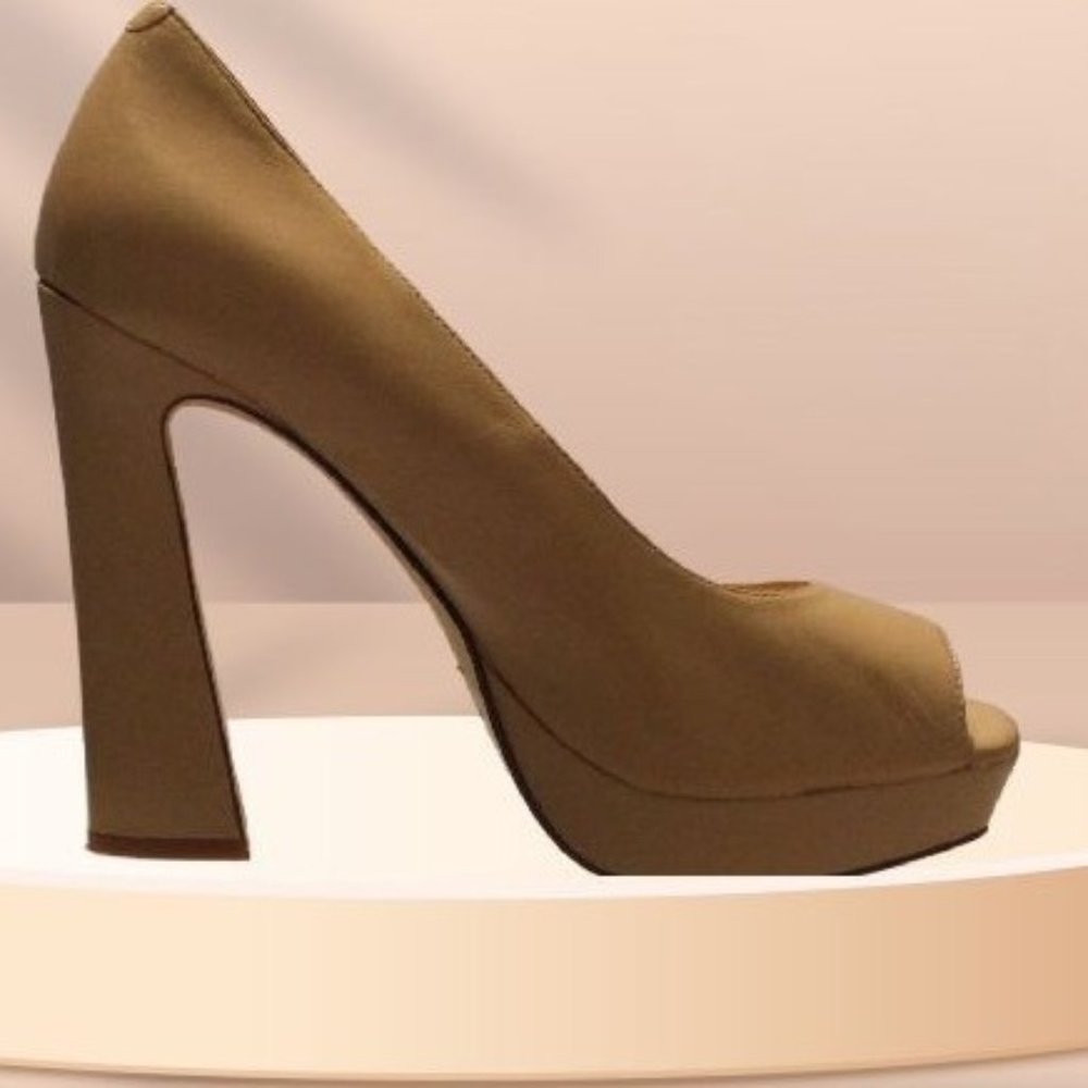 Platform Peep-Toe High Heel in Olive Brown